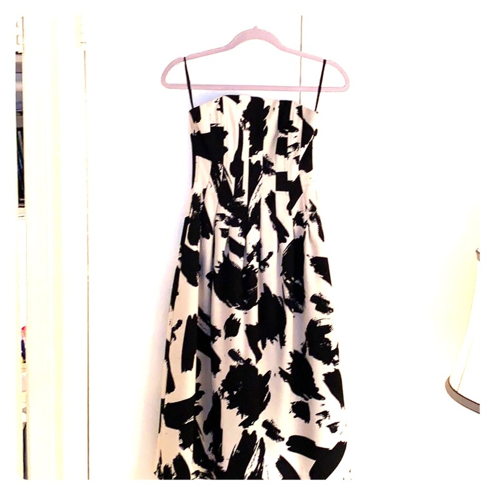 H&M Strapless Dress- midi-length a shape.